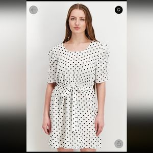 URBAN BLISS WHITE WITH BLACK POLKA DOTS, BELT, SIZE 18